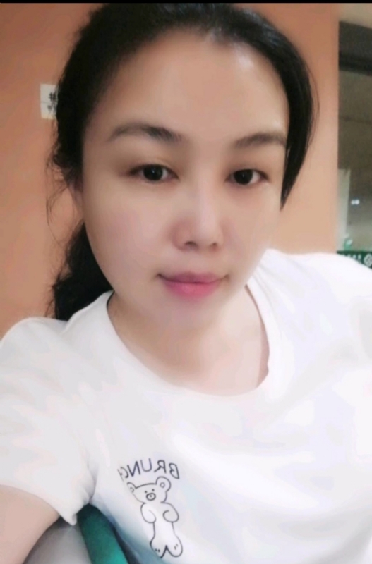 淡淡的云的第一张照片--广西闪婚服务中心