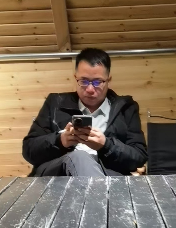 期待一个你的第一张照片--广西闪婚服务中心