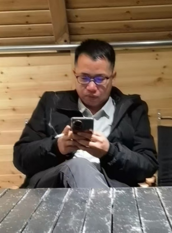 期待一个你的第五张照片--广西闪婚服务中心