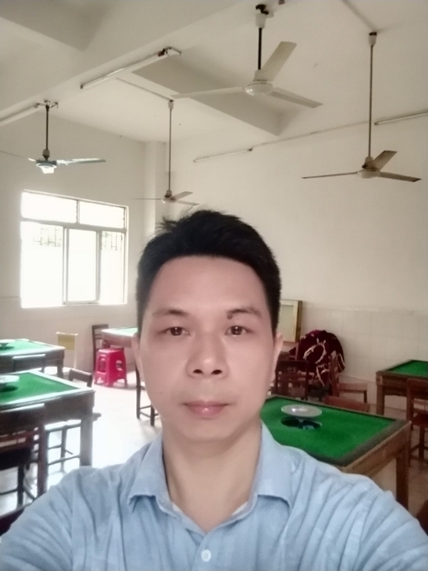 笑对人生的第一张照片--广西闪婚服务中心