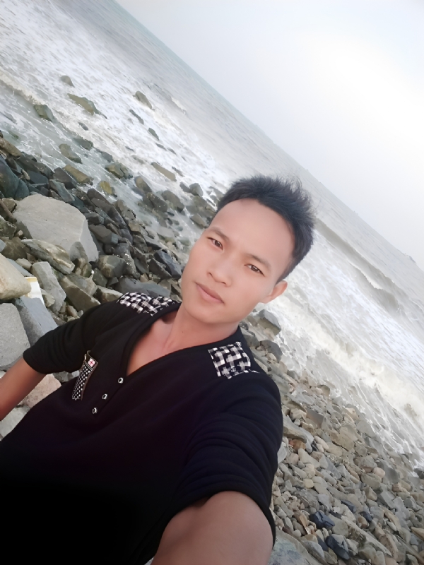 与你同在的第一张照片--广西闪婚服务中心