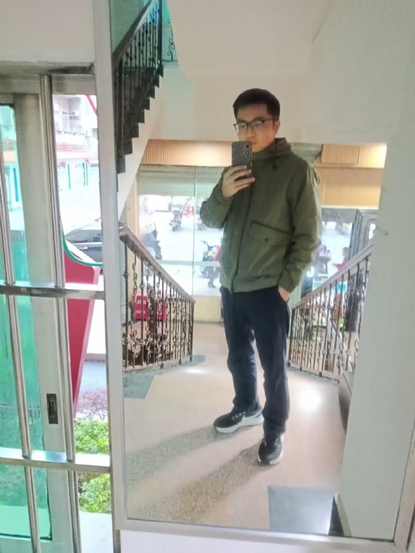 沧海一粟的第六张照片--广西闪婚服务中心